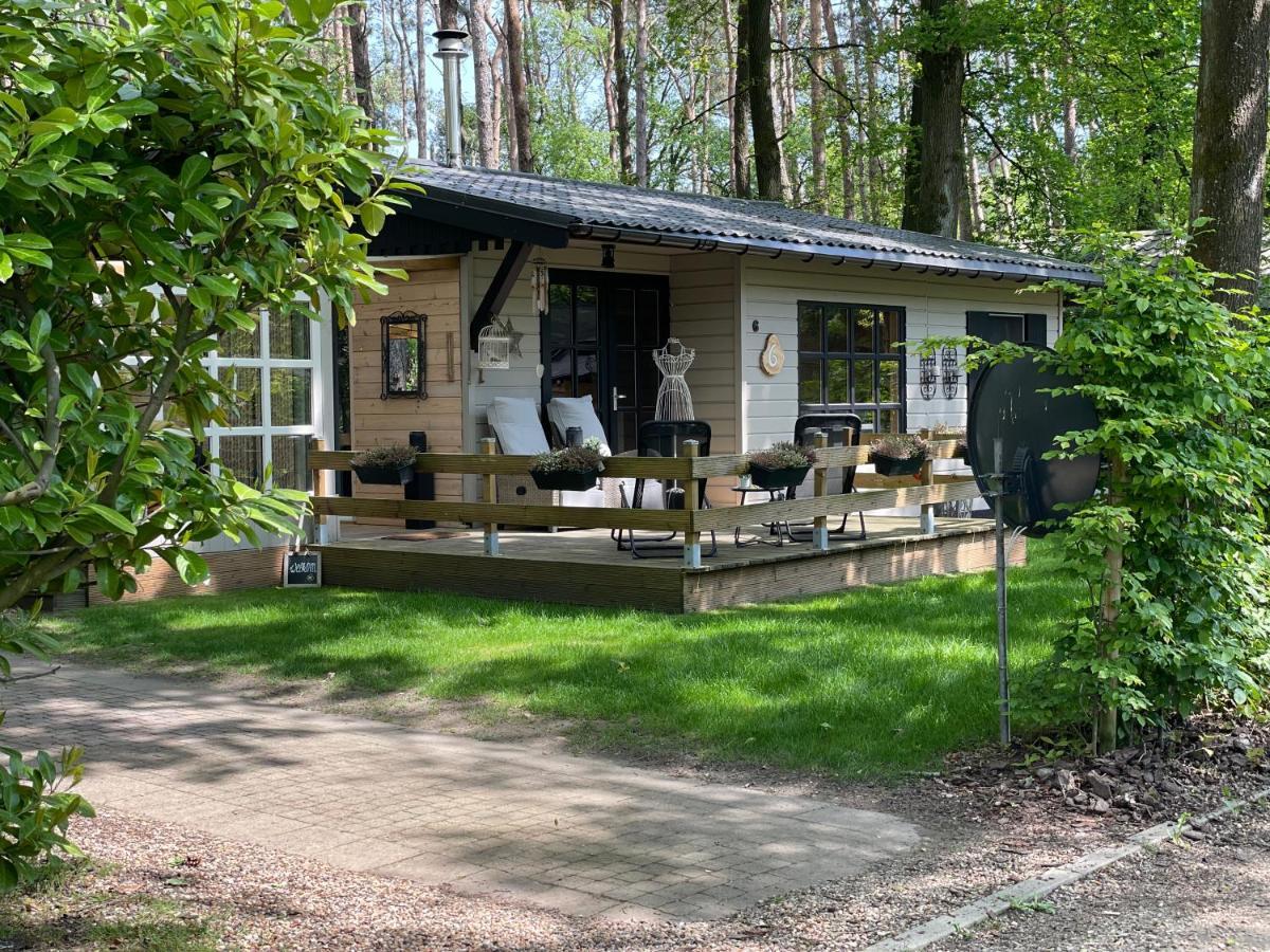 Chalet Sint Zutendaal Bagian luar foto