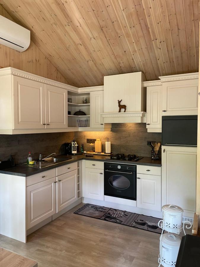 Chalet Sint Zutendaal Bagian luar foto